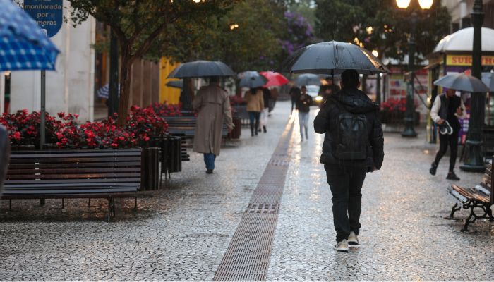  Aviso de temporais: fim de semana será chuvoso no Paraná